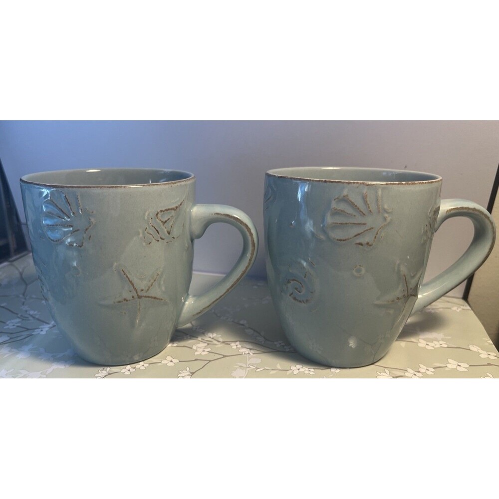 Thompson Pottery Hampton Cape Cod Aqua Blue Sea Shell Coffee Mugs Set of 2
